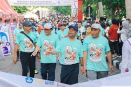 Sambut Hari Pendidikan, UNESA Ajak Mahasiswa dan Dosen Fun Run
