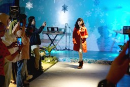 Penyandang Disabilitas Unjuk Kebolehan di Ajang Fashion Show Grand Swiss-Belhotel Darmo