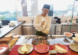 HARRIS Hotel Gubeng Sajikan Beraneka ragam Menu Internasional di Iftar Ramadhan 2025