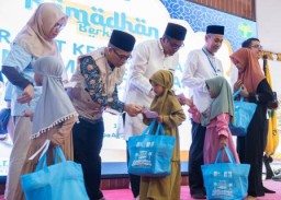 Ikatan Alumni ITS Tebar Kebahagiaan Bersama 1000 Anak Yatim & Duafa