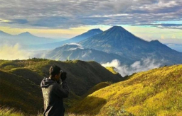 5 Rekomendasi Gunung Ramah Keluarga di Pulau Jawa, Cocok untuk Liburan Akhir Pekan!