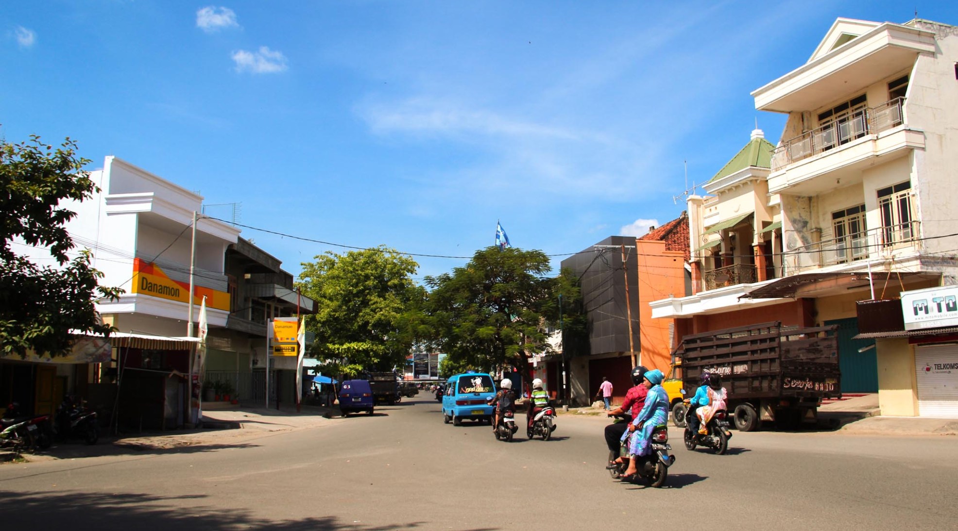 FOTOGRAFI JALANAN