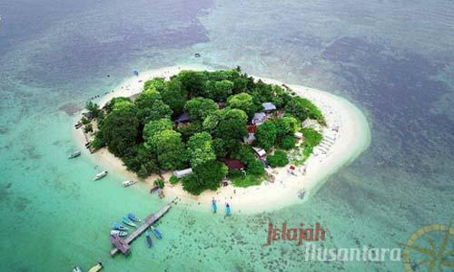 Pulau Kecil Destinasi Terpopuler