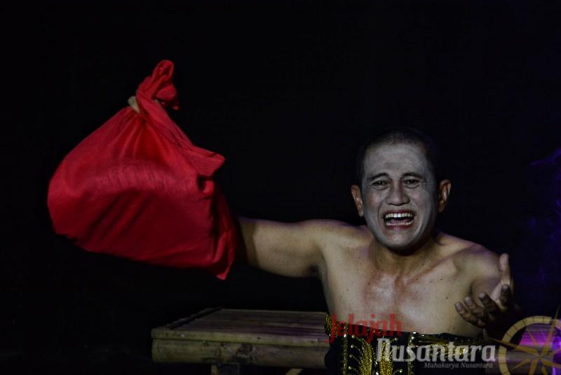 Foto: Monolog Ritus Travesty
