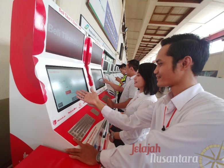 Permudah Pelanggan, Lion Group Luncurkan Mesin Penjual Tiket Otomatis