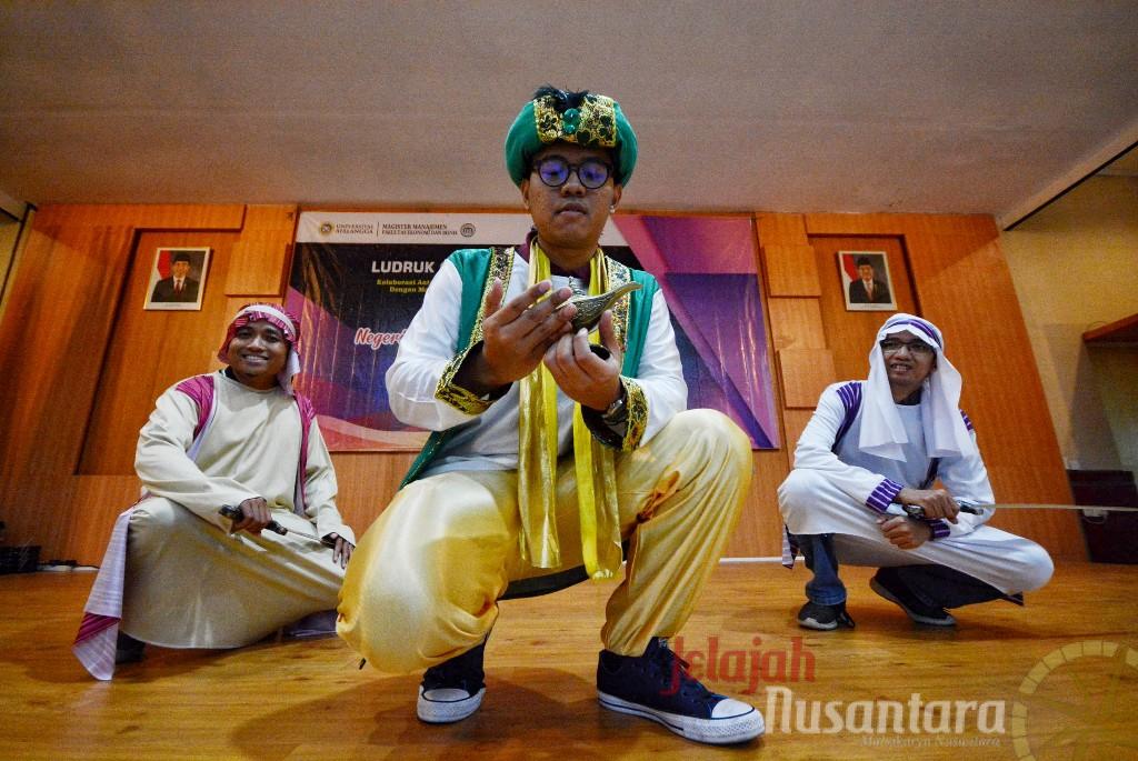 Aladin 1001 Malam dalam Pergelaran Ludruk