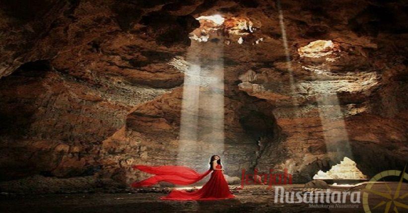 Wisata Bawah Tanah yang Miliki Cahaya Eksotis di Blora