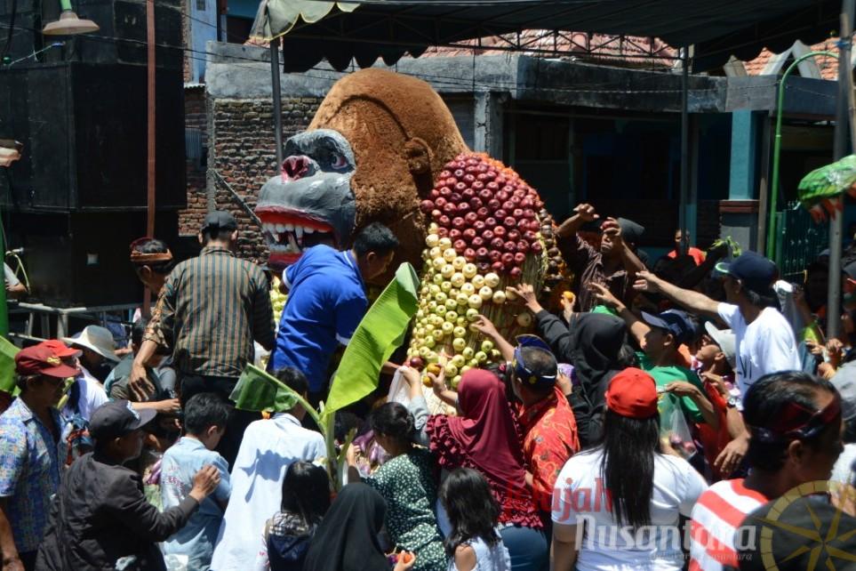 Tradisi Sedekah Bumi di Era Digital Menjadi Ajang Mempererat Silaturahmi