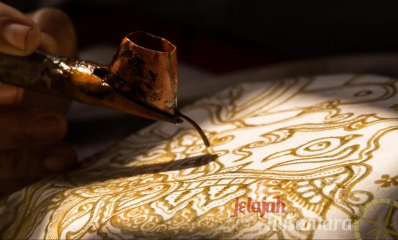 Benarkah UNESCO Pertimbangkan Batik Sebagai Warisan Budaya Indonesia?