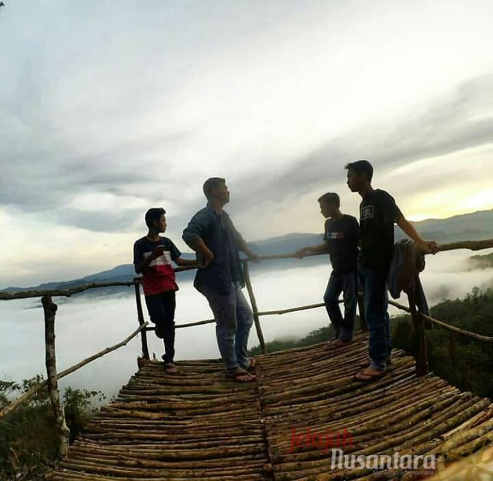 Wisatawan Gunung Luhur Citorek Kini Bisa Akses Internet