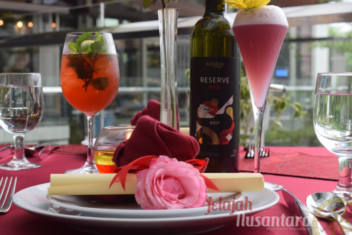 “Love in Terrace Cafe” Abadikan Momen Spesial Valentine Day