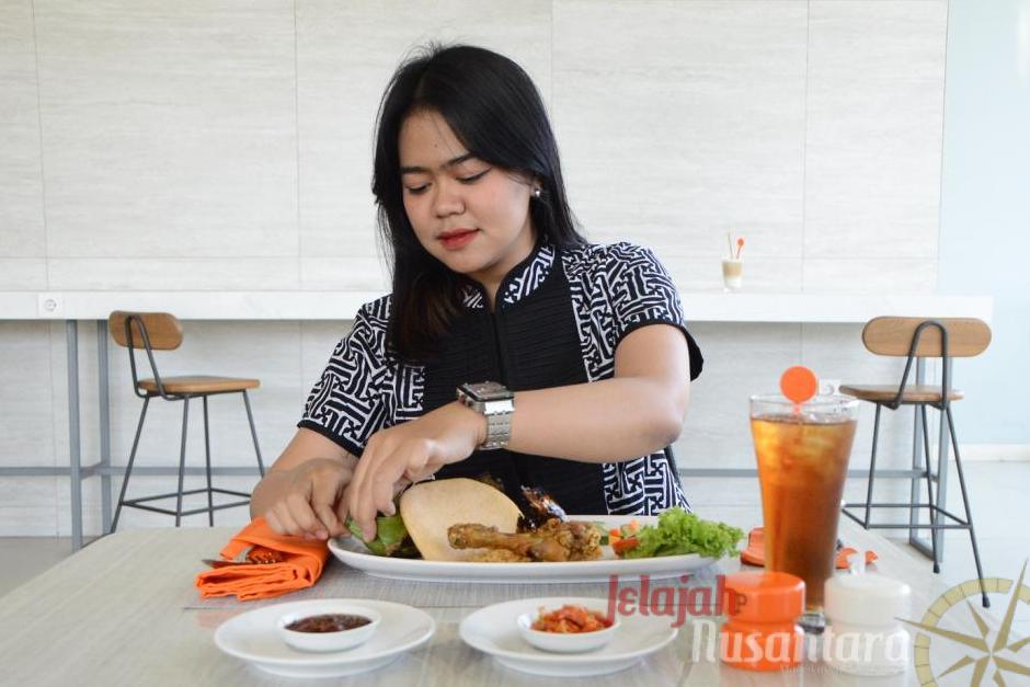 Aroma Nasi Gobar Hotel HARRIS Satelit Bikin Lidah Bergoyang