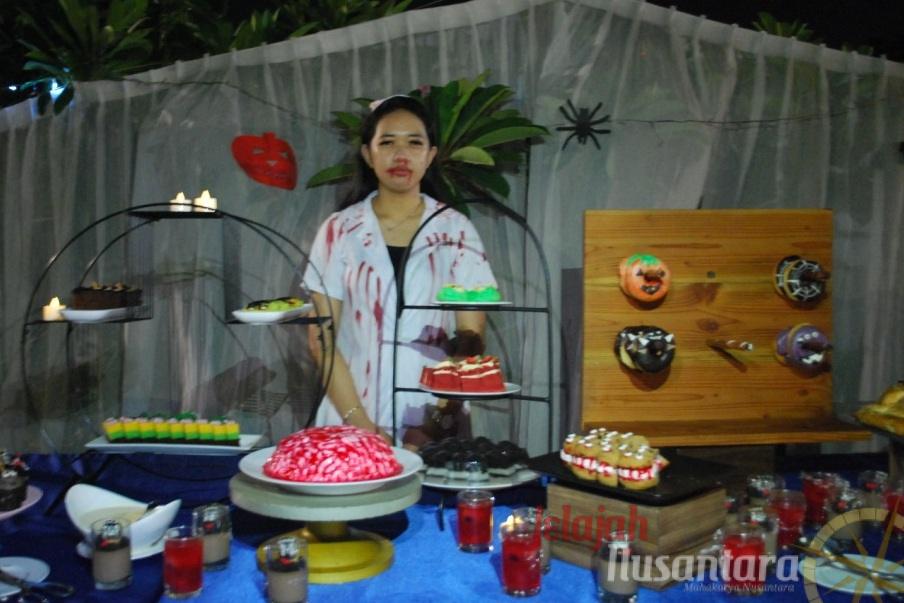 “Hantu Suster Ngesot” ala Swiss-Belinn Airport Juanda Serukan Pesta Helloween