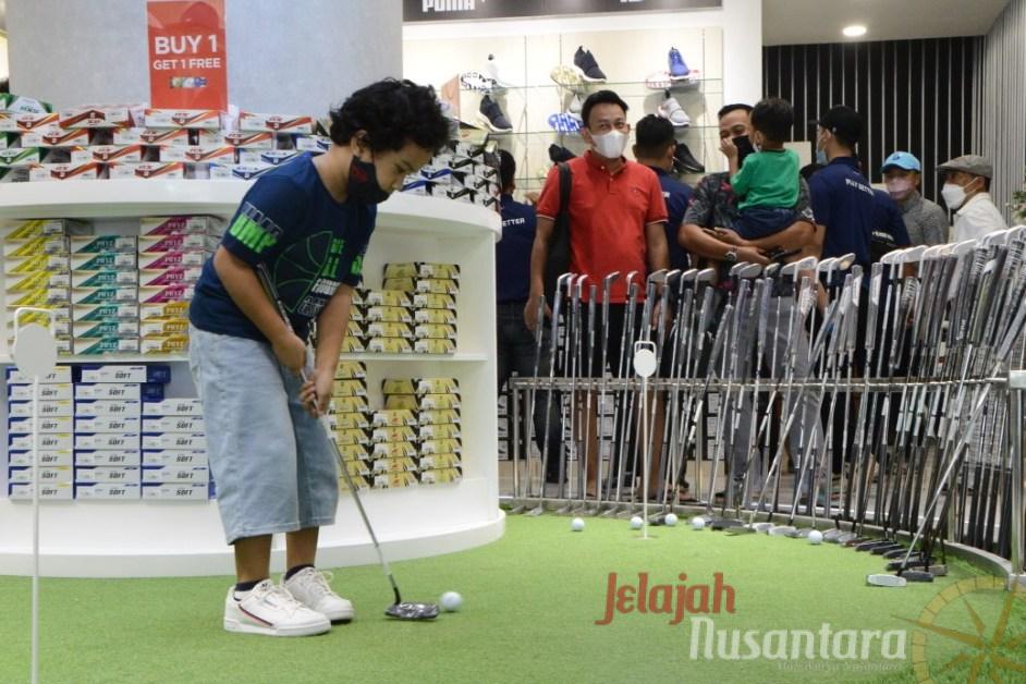 TOPGOLF : Golf Olahraga Santai dan Berkelas Tapi Menyehatkan Untuk Segala Usia