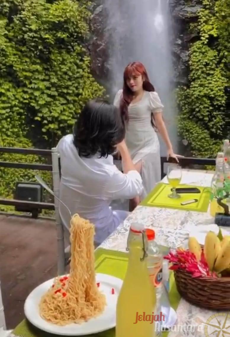 Pengen Menikmati Breakfast Dengan View Air Terjun Dlundung, Datang Aja Disini ...