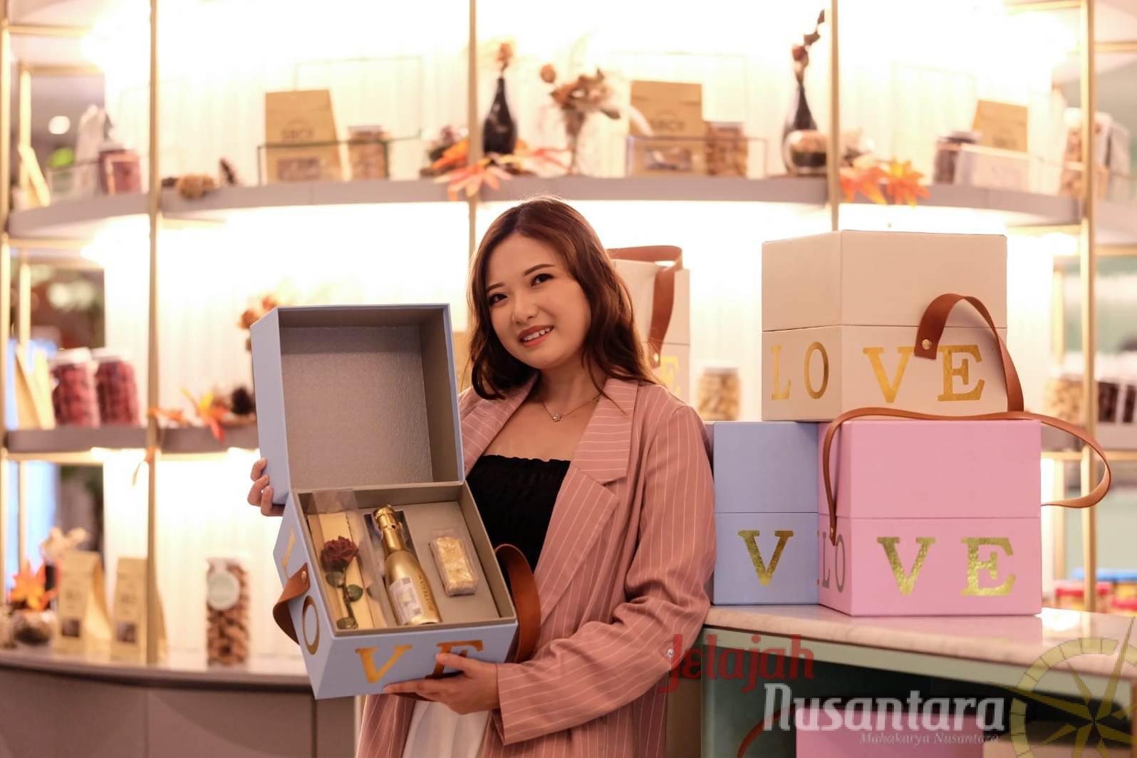 Manjakan Pasangan Terkasih Bersama Hampers ala Korea Kreasi JW Marriott