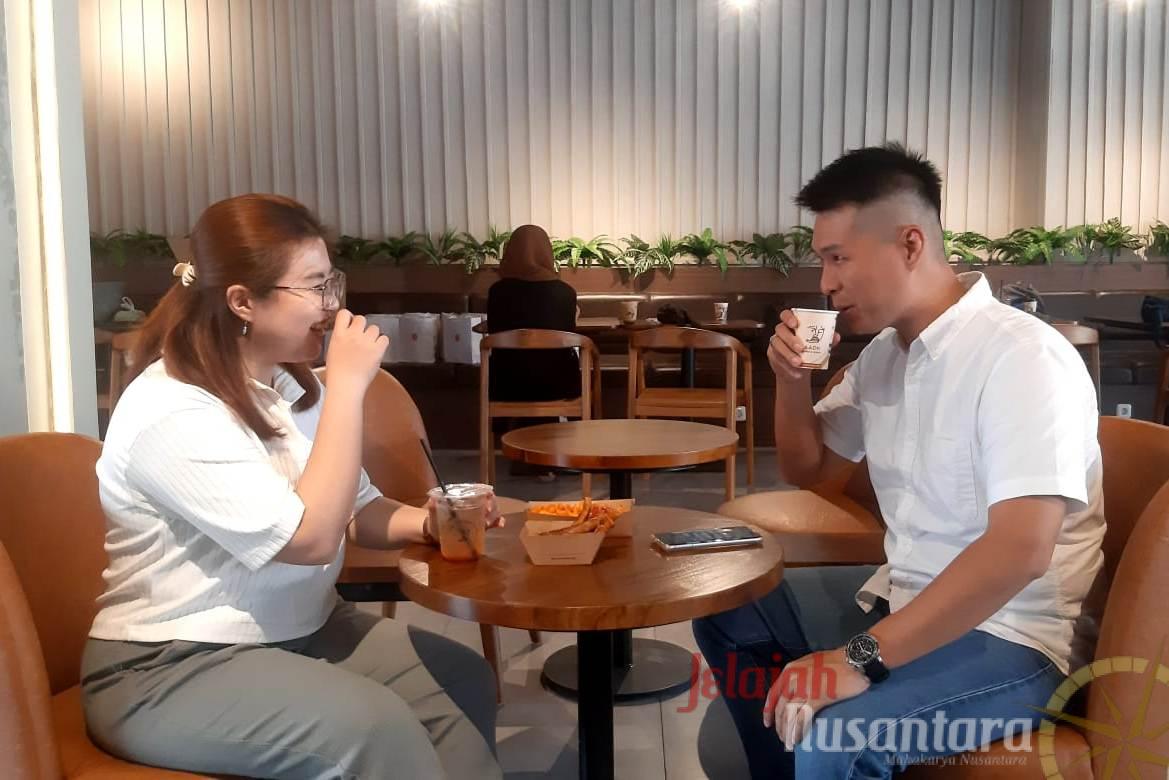Nongkrong Asik Bareng Bestie di AADK Coffee & Eatery Wiyung Surabaya