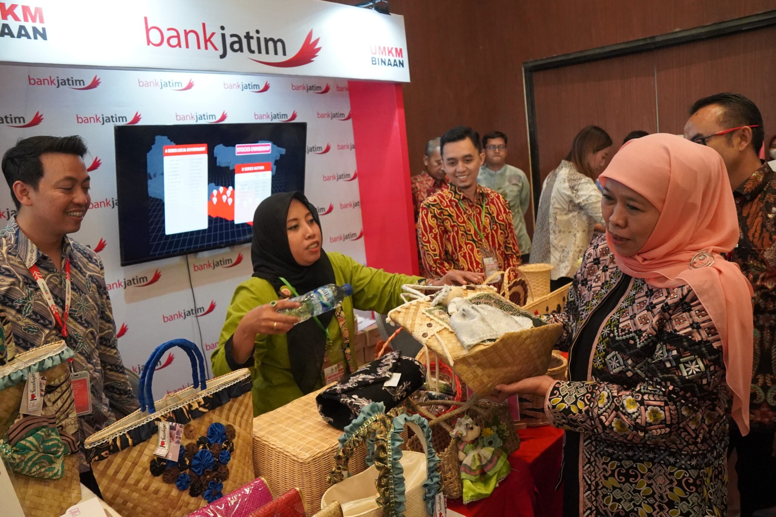 Dukung Kegiatan Pemprov Jawa Timur Dalam Misi Dagang & Investasi di Banten, Bank Jatim Fasilitasi Produk Lokal