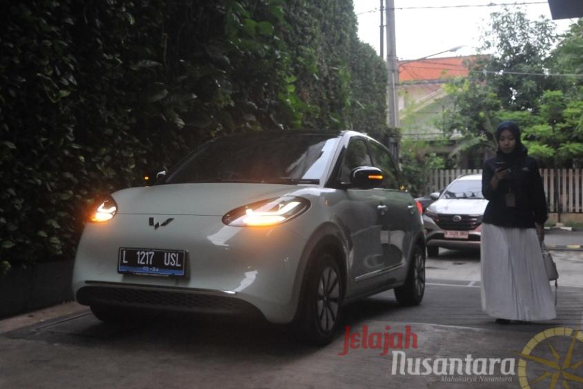Mobil Listrik “Wuling BingouEV” Sahabat Setia Mobilitas Pasangan Muda