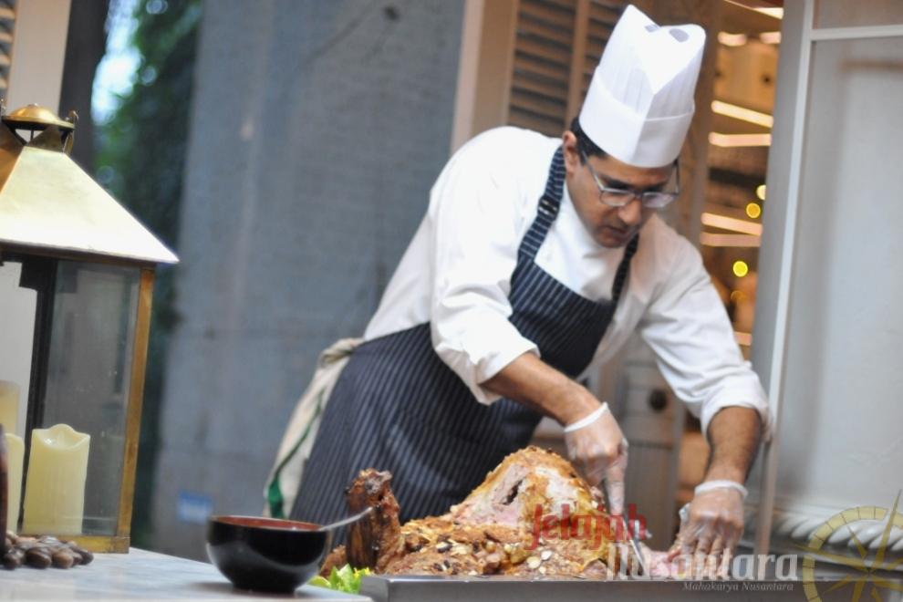 Menu Lezat Buka Puasa ala Timur Tengah JW Marriott Menggugah Selera