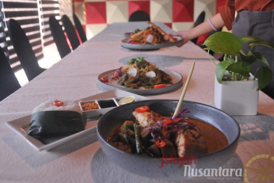 Aroma Lezat “Lodeh Salmon” Crown Prince Hotel Bikin Ketagihan