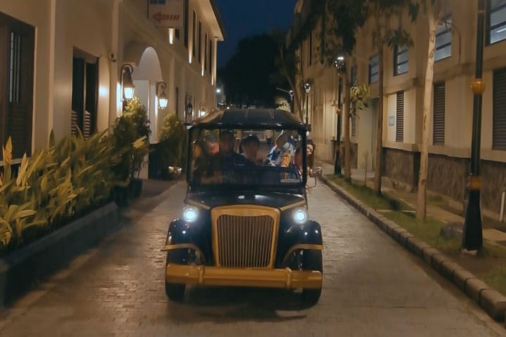 Liburan Makin Asik di Surabaya Bersama “Tour Wagen” Kampi Hotel Tunjungan
