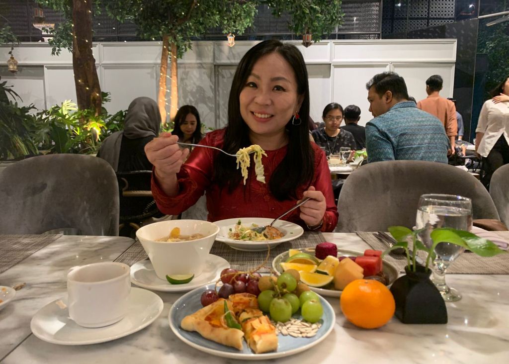 Juliana : Menu Iftar Ramadhan JW Marriott Surabaya Lengkap dan Bikin Ketagihan