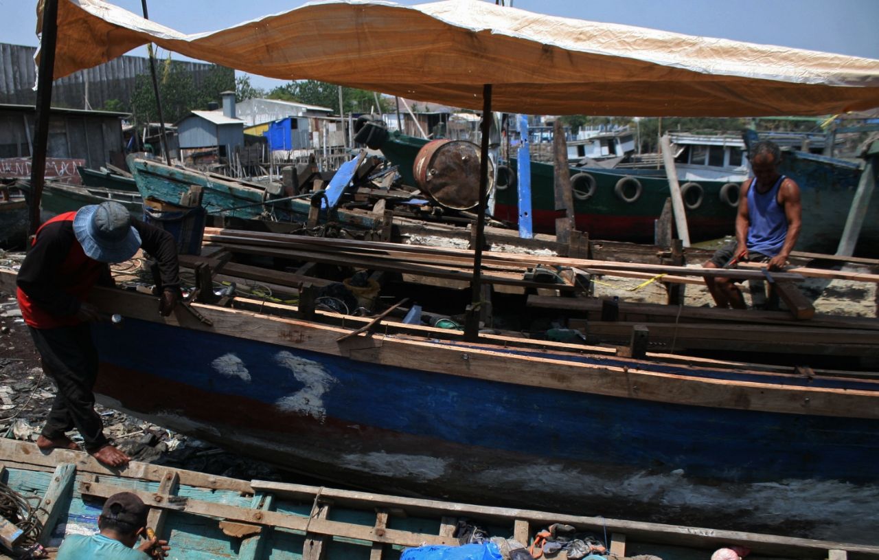 Perahu, Nafas Kehidupan Warga Pesisir Lumpur Gresik (Foto: Sahlan Kurniawan/Jelajah Nusantara)
