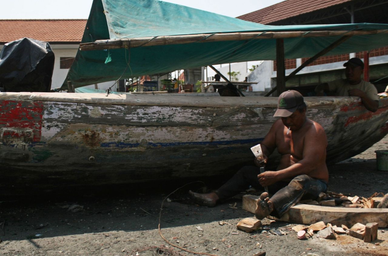 Perahu, Nafas Kehidupan Warga Pesisir Lumpur Gresik (Foto: Sahlan Kurniawan/Jelajah Nusantara)