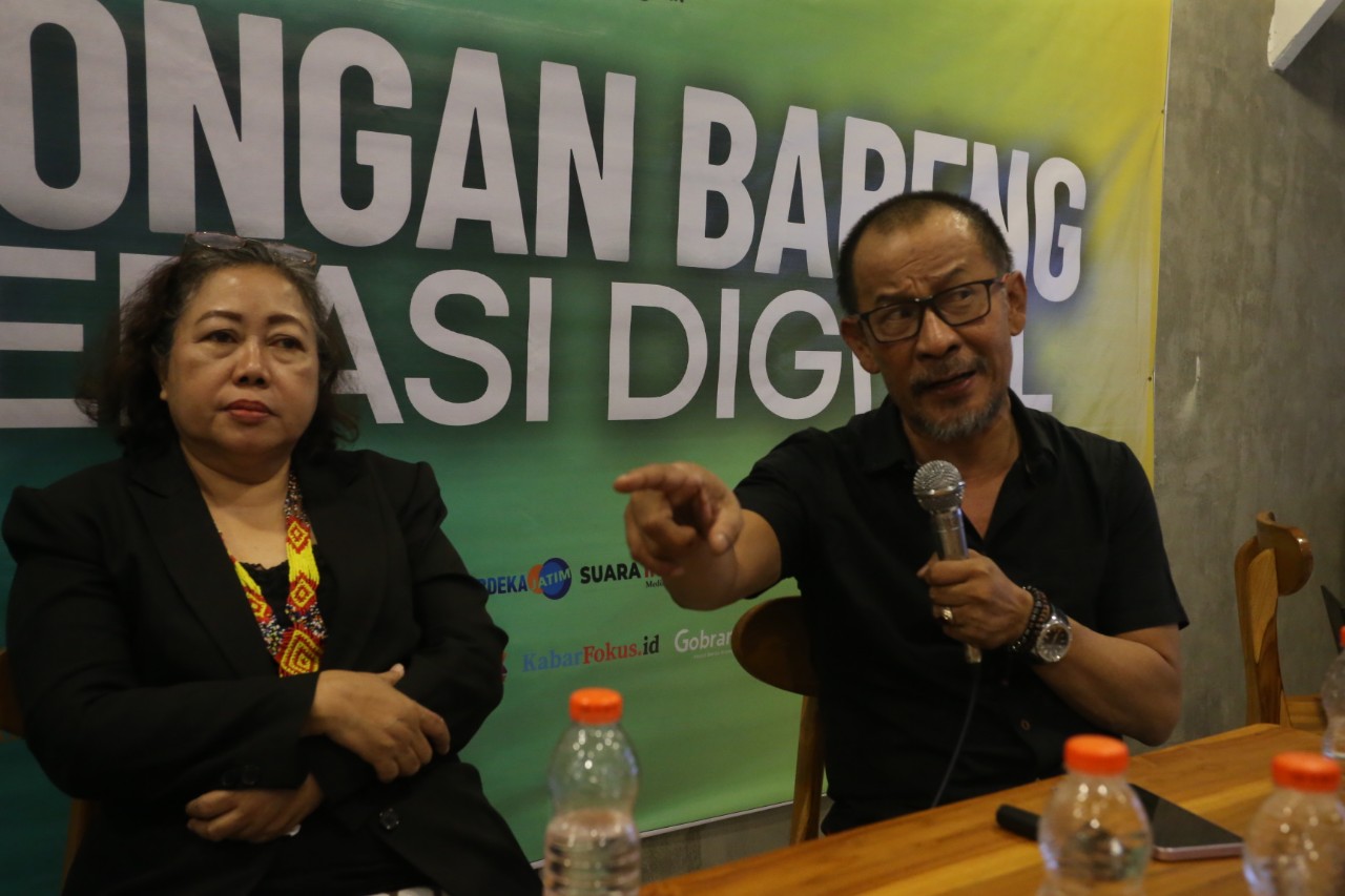 Viral Satu Paragraf vs Jurnalis Seribu Kata
