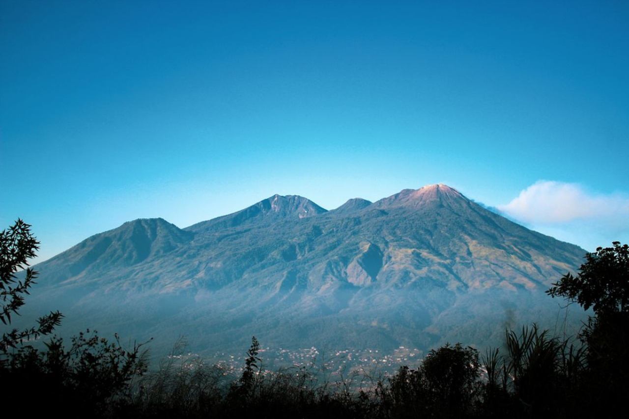 Ilustrasi Gunung Arjuno (Istimewa)