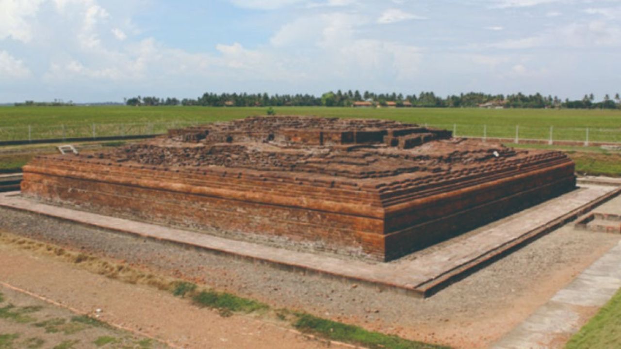 Candi Jiwa di Kompleks Percandian Batujaya (kemendikdasmen.go.id)